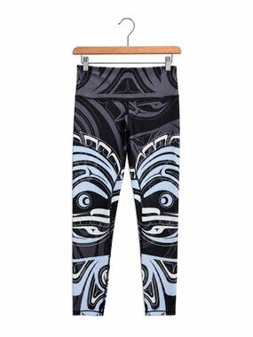 NO.MI.NO.U | NWT Blue Native Wolf & Moon Print Leggings – Women’s Large